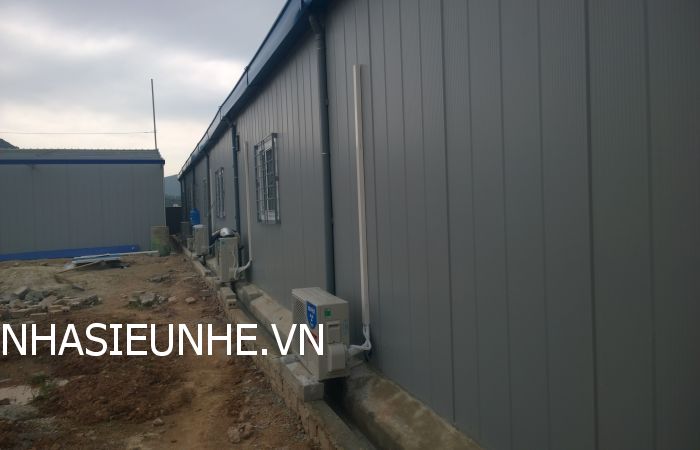 nh&agrave; lắp gh&eacute;p