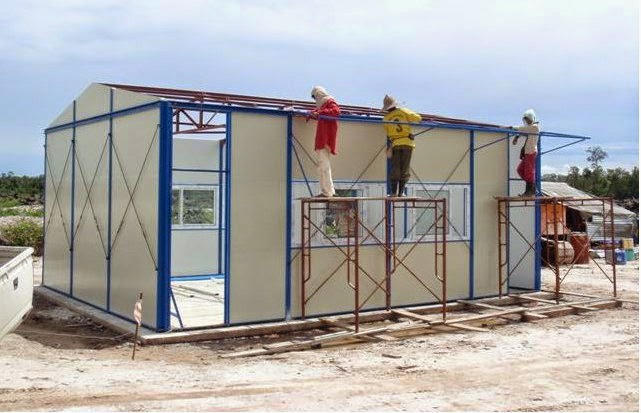 nh&agrave; lắp gh&eacute;p t&ocirc;n xốp